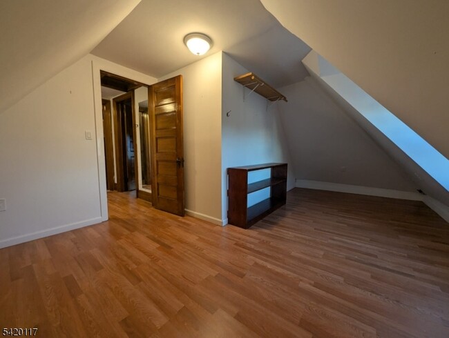 Building Photo - 124 2nd Ave