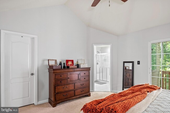 Building Photo - 7530 Stonehouse Run Dr