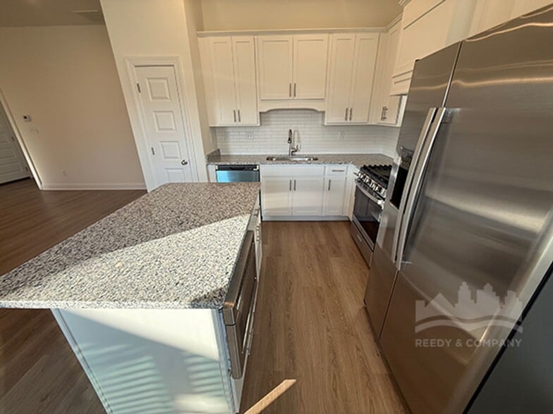 Building Photo - Beautiful NEW BUILD in Olive Branch, MS!