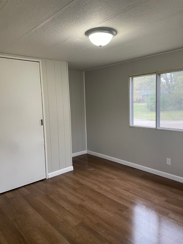 Building Photo - 2805 S Belt W