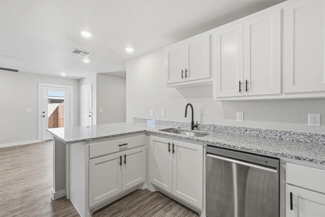 Building Photo - Brand-New Homes at Hampton Hills | Move-In June 6