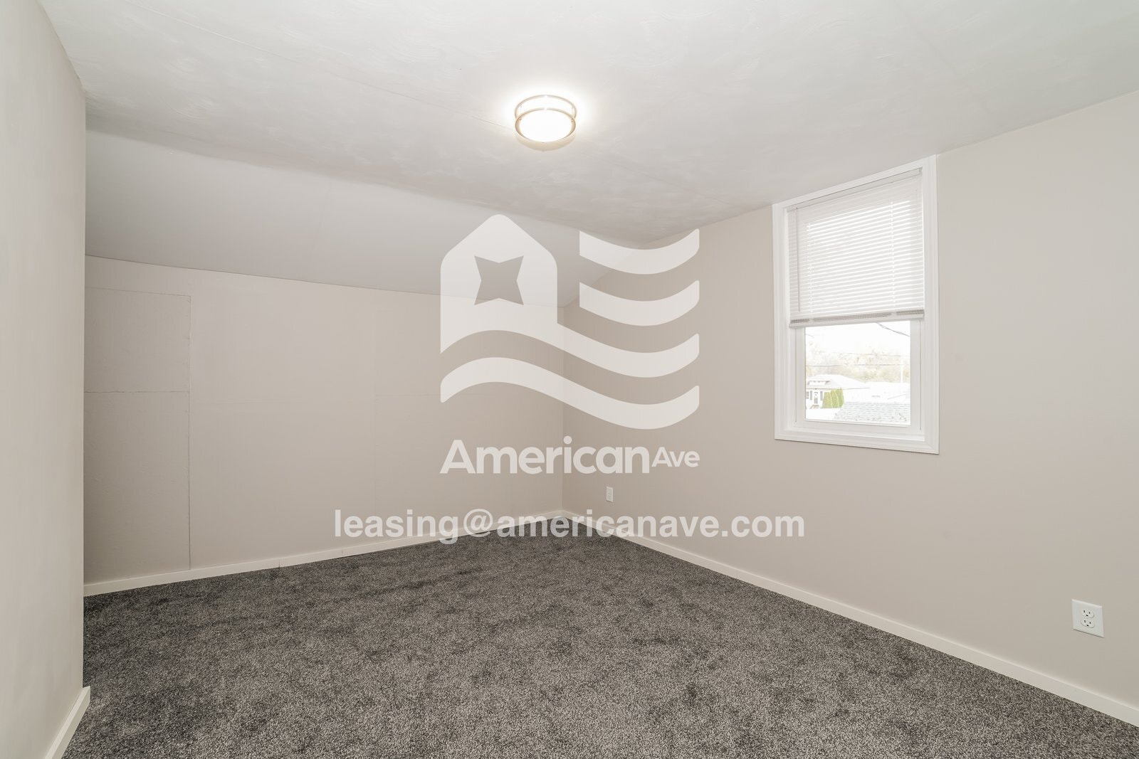 Building Photo - 1305 N 2nd St