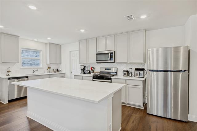 Building Photo - 2636 Warren Ln