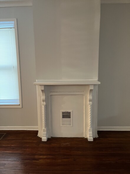 fire place mantle living rm 1st - 263 West Rittenhouse Street