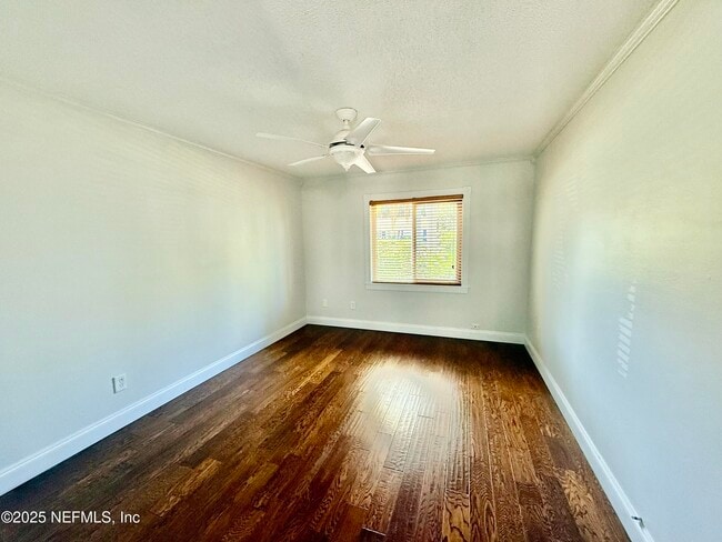 Building Photo - 1129 Alcala Dr