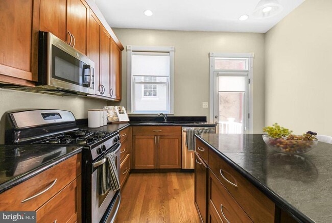 Building Photo - 1330 35th St NW