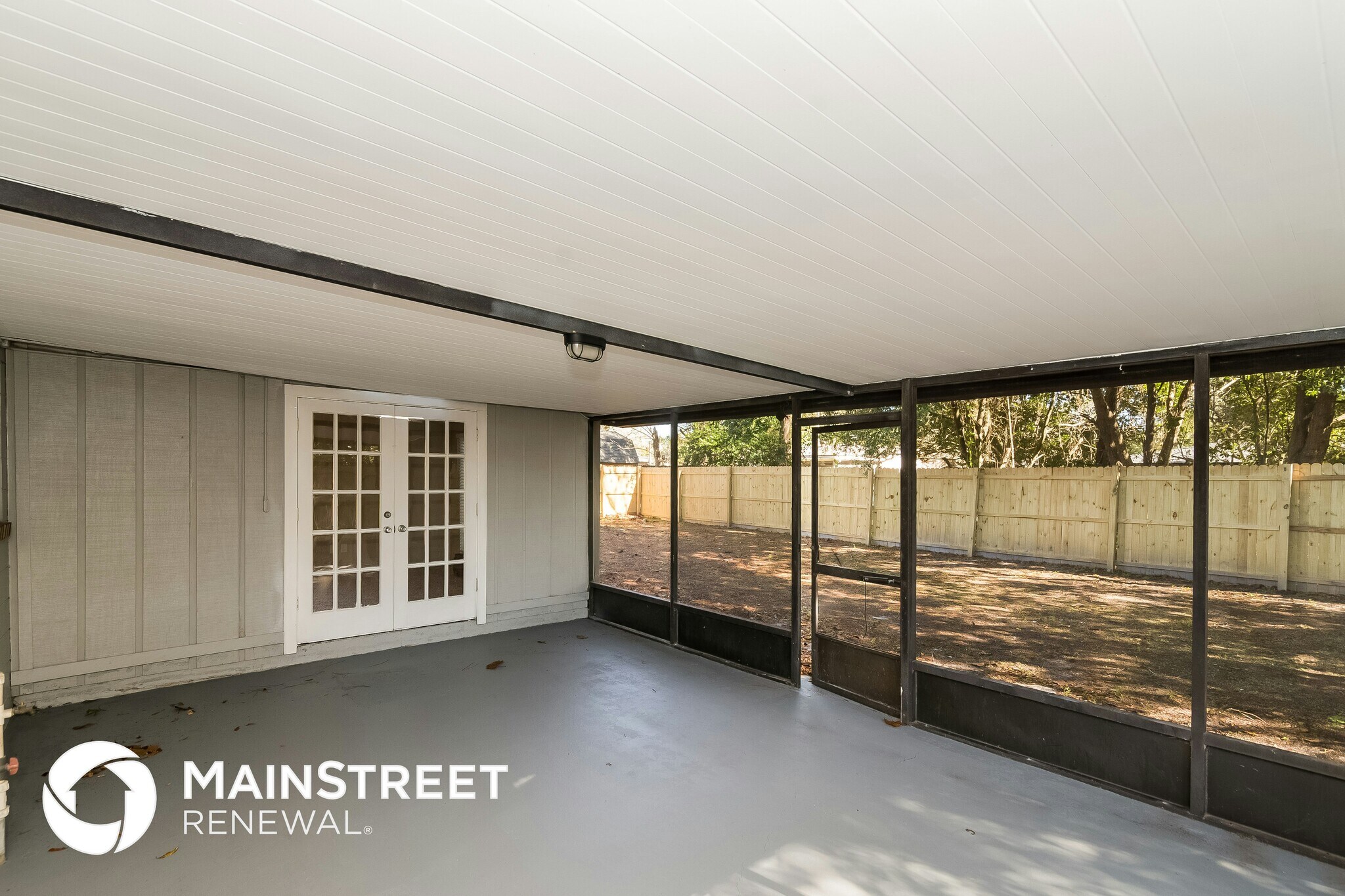 Building Photo - 5027 McManus Dr