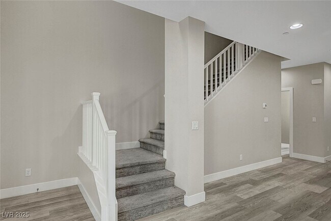 Building Photo - 1024 Via Lombardi