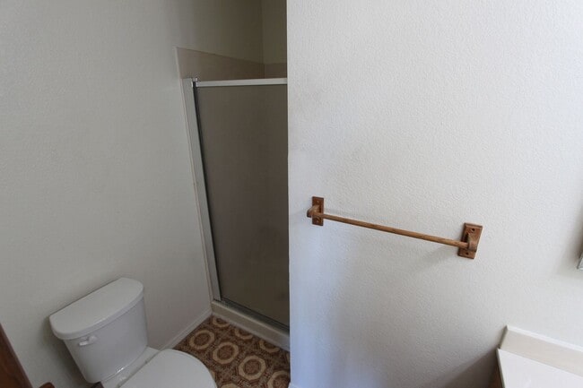 Building Photo - Bright 2BR Townhome in Boyington Heights | Private Balcony + Fenced Backyard