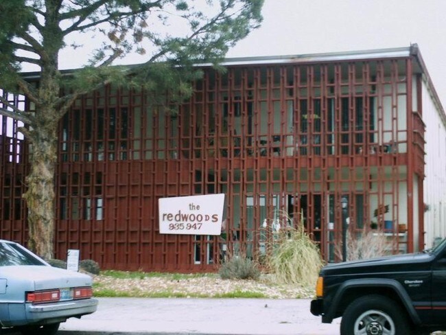 Primary Photo - Redwood Apartments