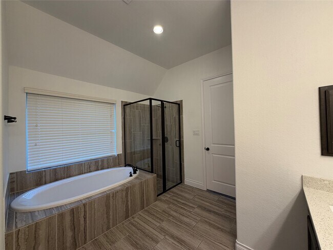 Building Photo - 3319 Sky Run Ct