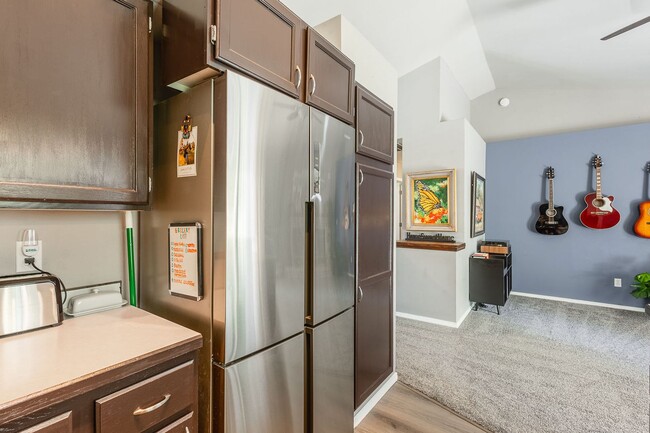 Building Photo - Newly Renovated 3 bed 2 bath home in the heart of MERIDIAN