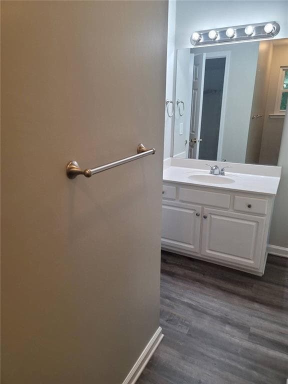 Building Photo - 120 Oak Ridge Dr