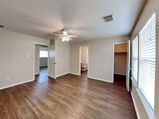 Building Photo - 20534 Patriot Park Ln