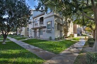 Building Photo - Beautiful Gilbert 3 bed/ 3 bath in Gilbert's The Gardens Community
