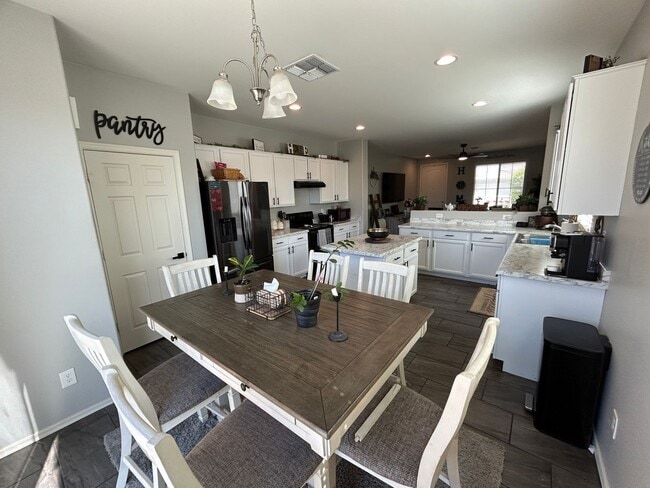 Building Photo - 17939 W Villa Chula Ln