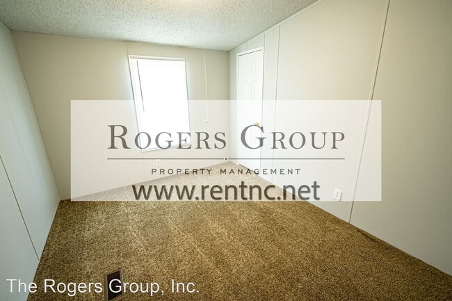 Building Photo - 3 br, 2 bath House - 689 Blue Wing Rd