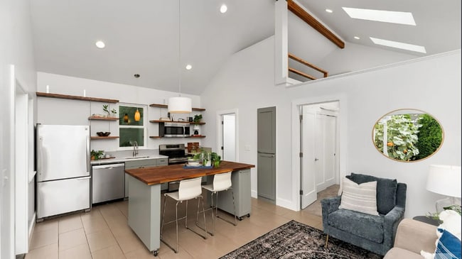 Building Photo - 1644 N Alberta St