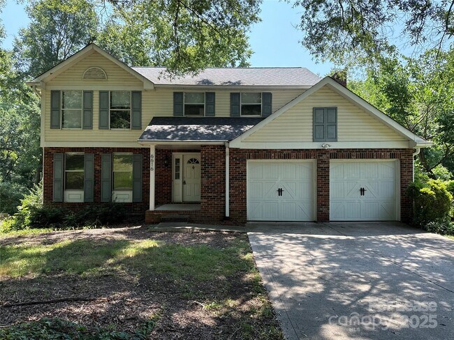 Primary Photo - 6616 Wannamaker Ln