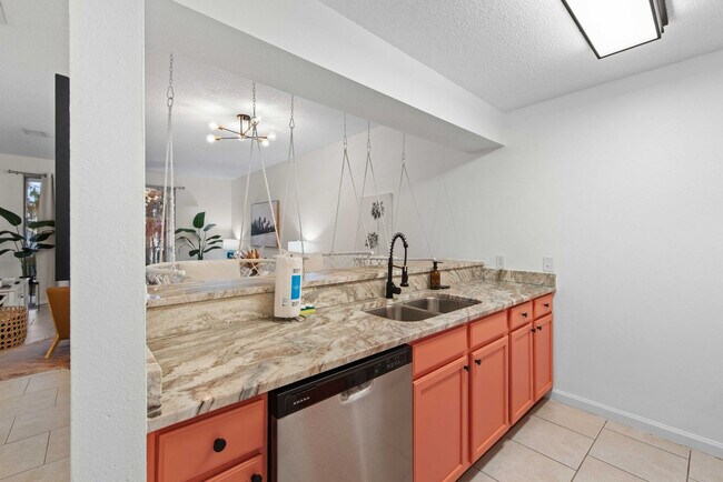 Building Photo - 200 Sandestin Ln