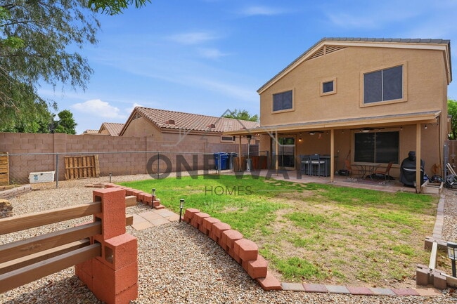 Building Photo - 127 S Parkwood