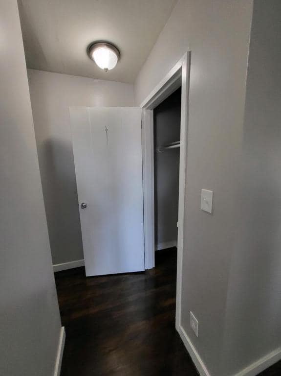 Building Photo - 1059 Midland Ave