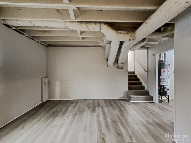 Building Photo - 476 Hale Haven Dr