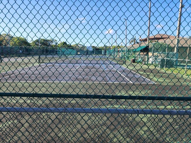 Building Photo - 3760 NW 19th St