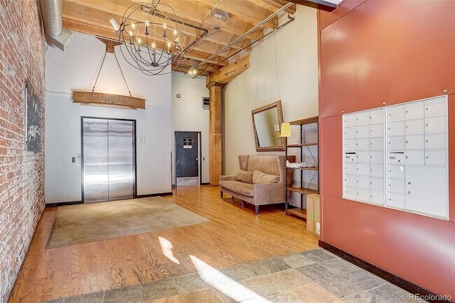 Building Photo - 1745 Wazee St