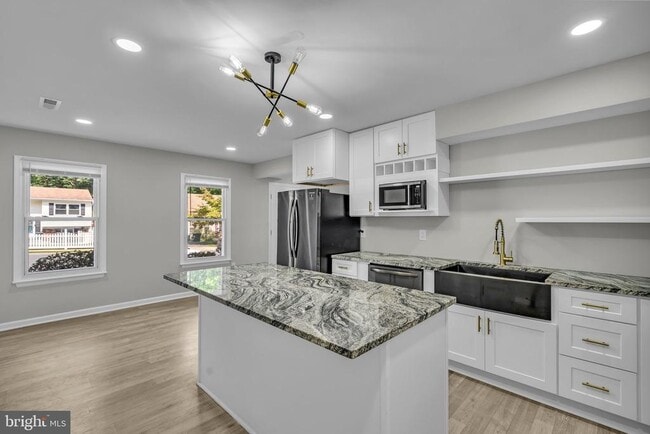 Building Photo - 5319 Satterfield Dr