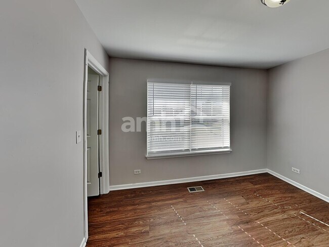 Building Photo - 2766 Middleton Ct