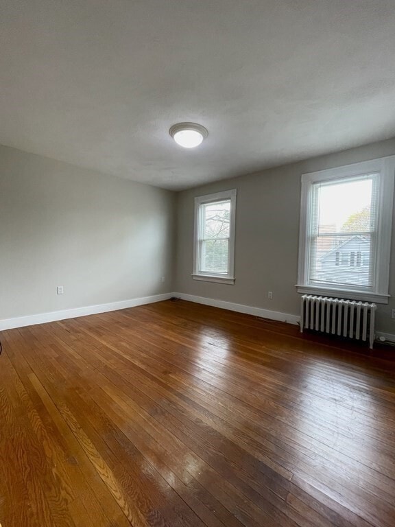 Building Photo - 182 Pine St