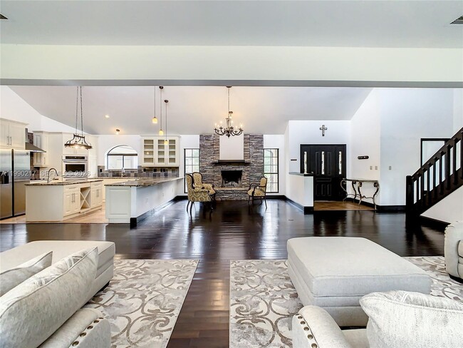 Building Photo - 2261 Mariner Cove