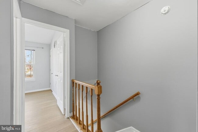 Building Photo - 14688 Basingstoke Loop