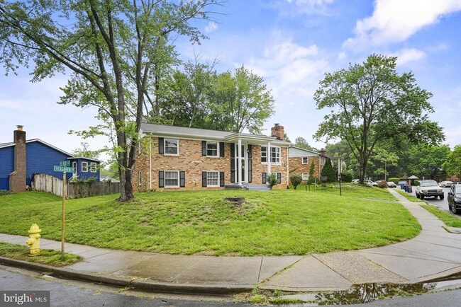 Building Photo - 4226 Evergreen Dr