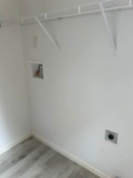 Laundry room with washer/dryer hook ups - 3148 Texs Fish Camp Rd