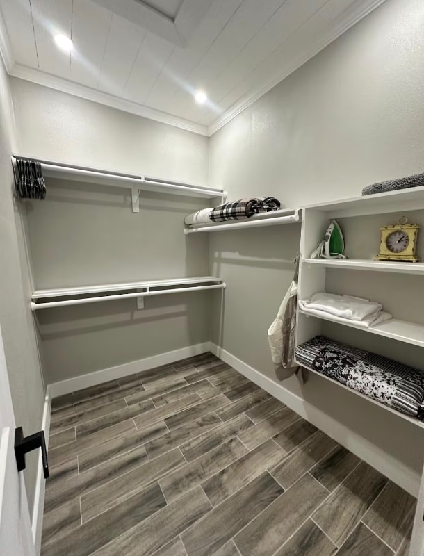 Building Photo - 1135 Red Fox Rd