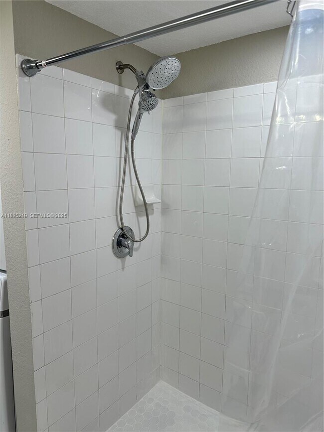 Building Photo - 15440 SW 284th St