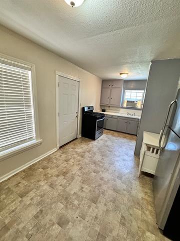 Building Photo - 1102 Santa Clara Dr