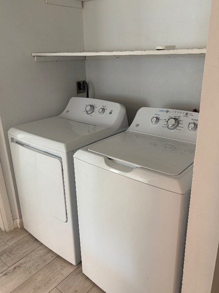 Building Photo - 5000 Ocean Beach Blvd