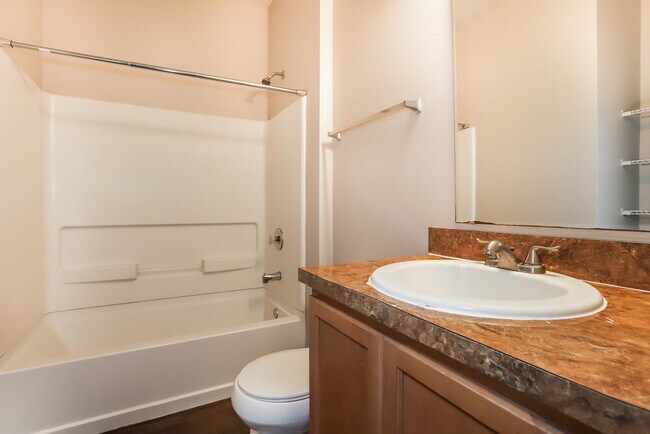 Building Photo - 4109 Sun Village Ct
