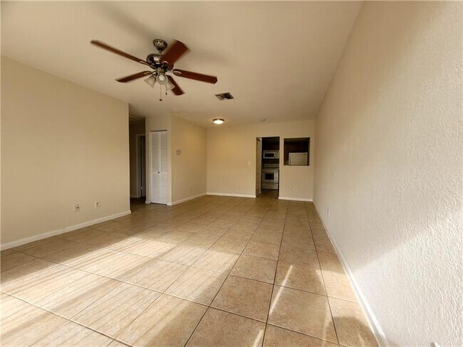 Building Photo - 11096 Royal Palm Blvd