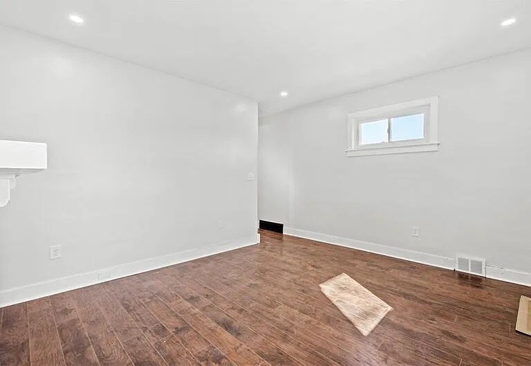 Building Photo - 3431 Duquesne Ave