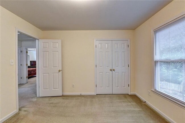 Building Photo - 3615 Ansley Park Dr