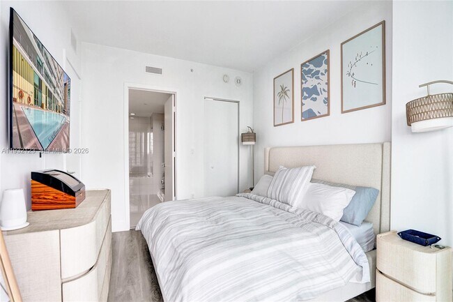 Building Photo - 1300 S Miami Ave