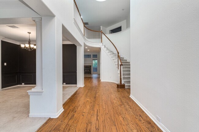 Building Photo - 3829 Bonita Dr