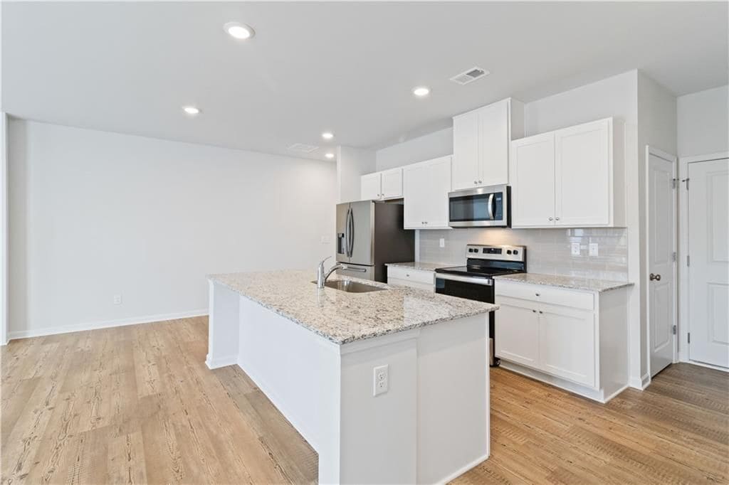 Building Photo - 5113 Sidney Sq Dr