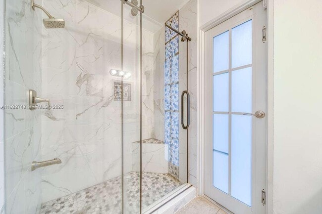 Building Photo - 13220 SW 84th Ave