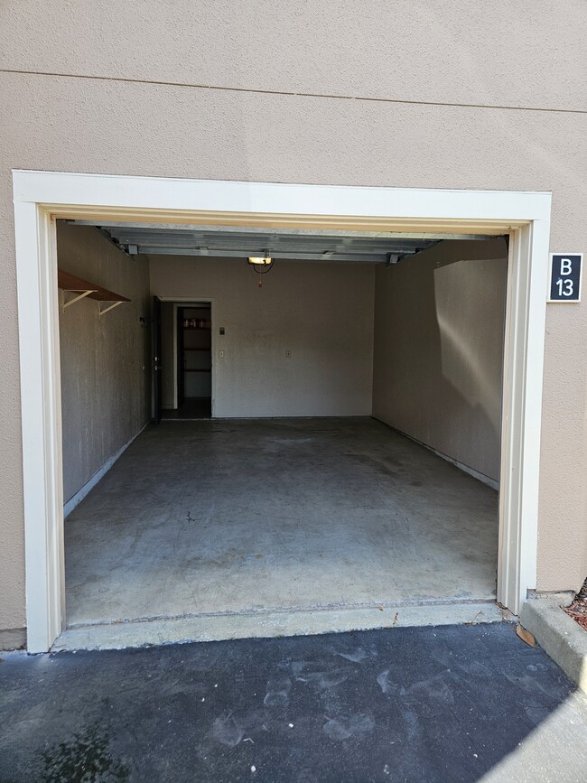 Building Photo - 13810 Sutton Park Dr N