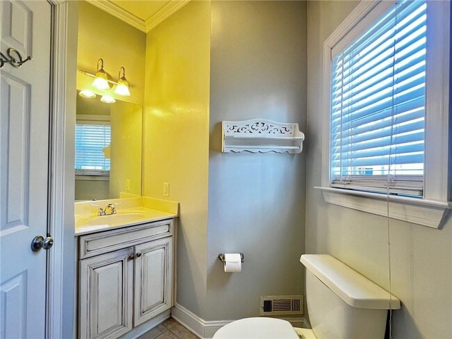 Building Photo - 312 Carlyle Park Dr